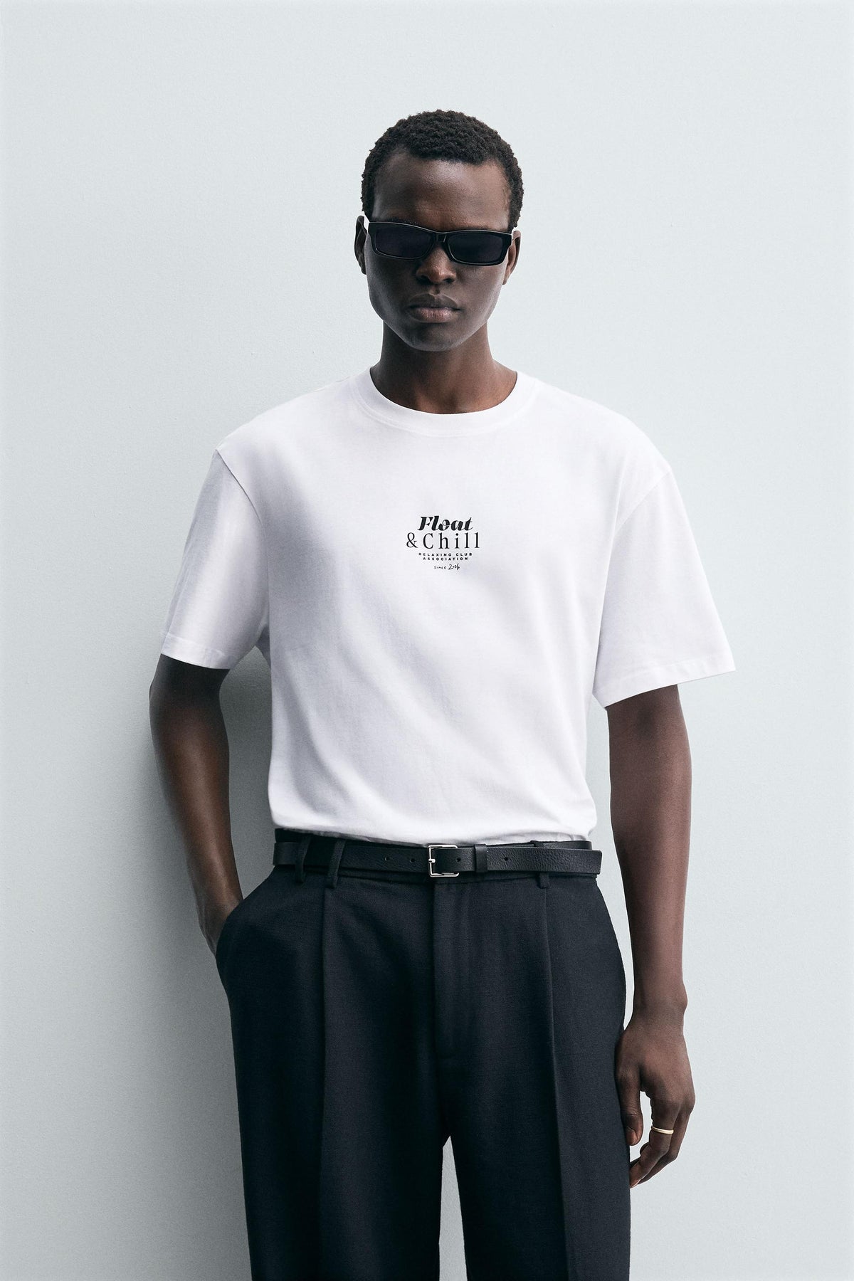 CONTRAST PRINT T-SHIRT - Image 2