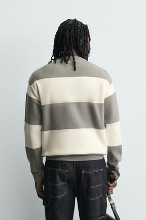 Strukturierter Strickpullover