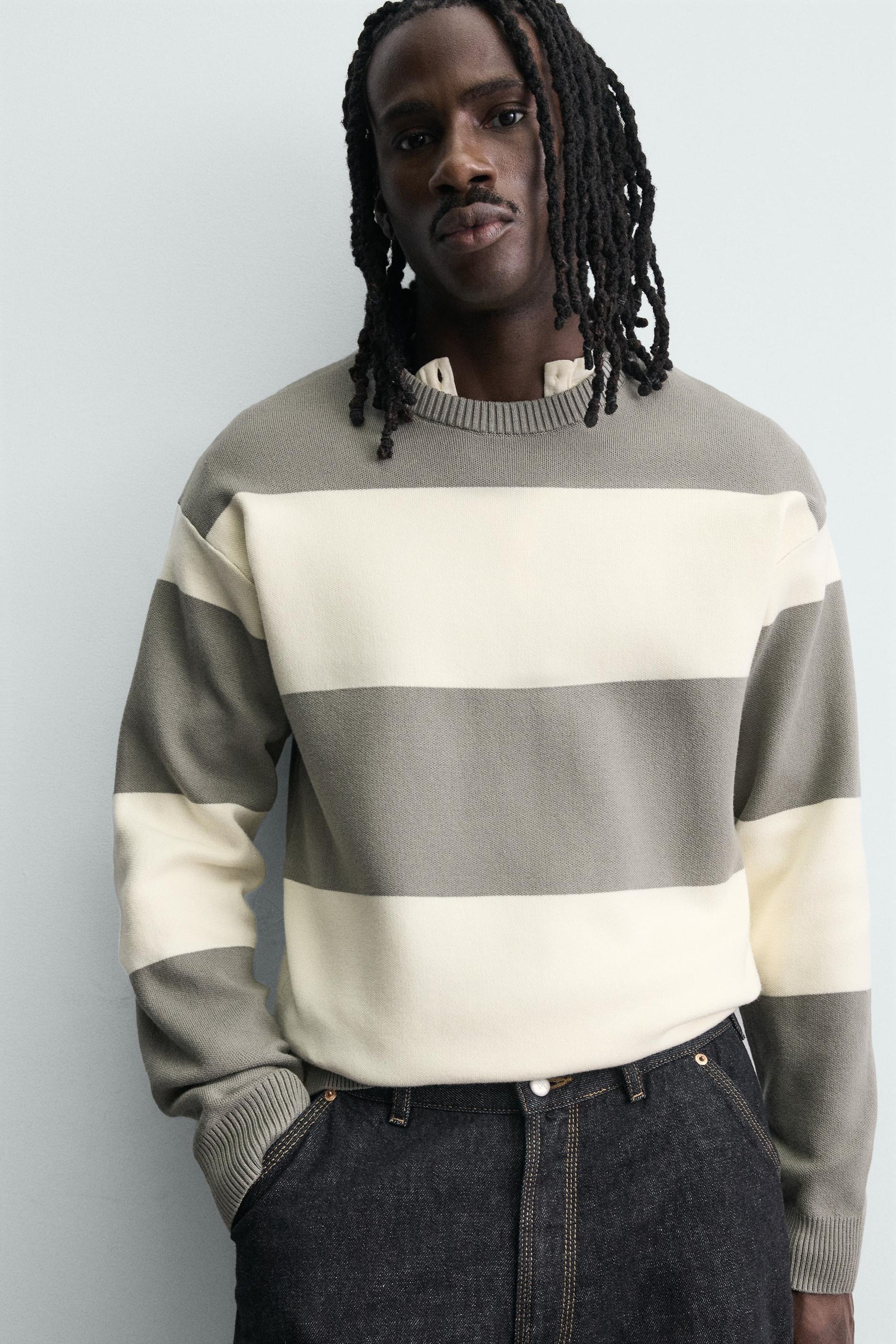 Strukturierter Strickpullover