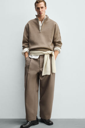 Pullover mit Reißverschlusskragen