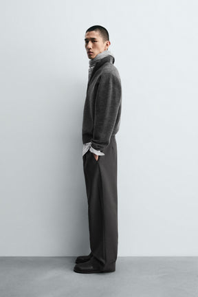 Pullover mit Reißverschlusskragen