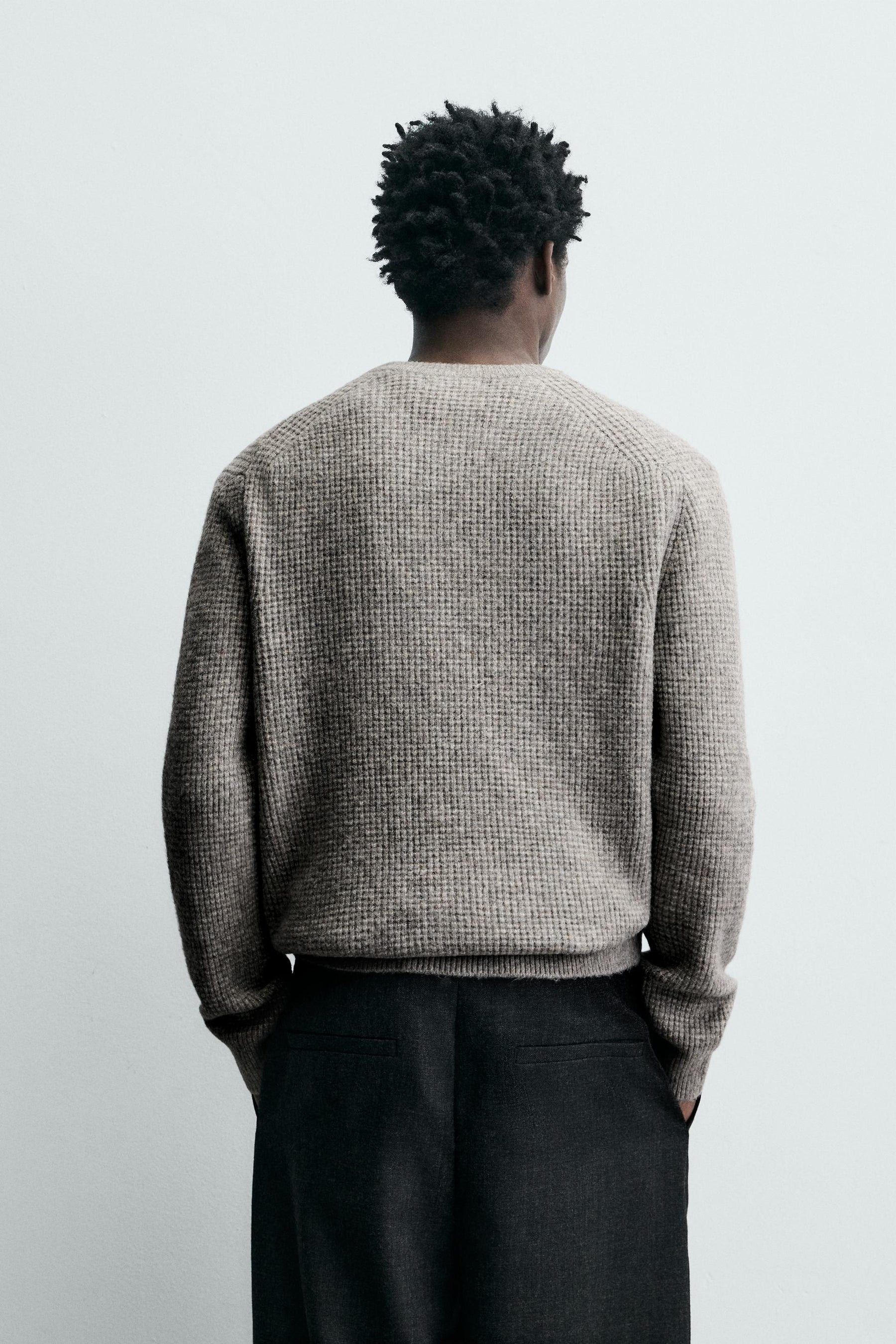 REGULAR FIT WAFFLE-KNIT JUMPER - Image 3
