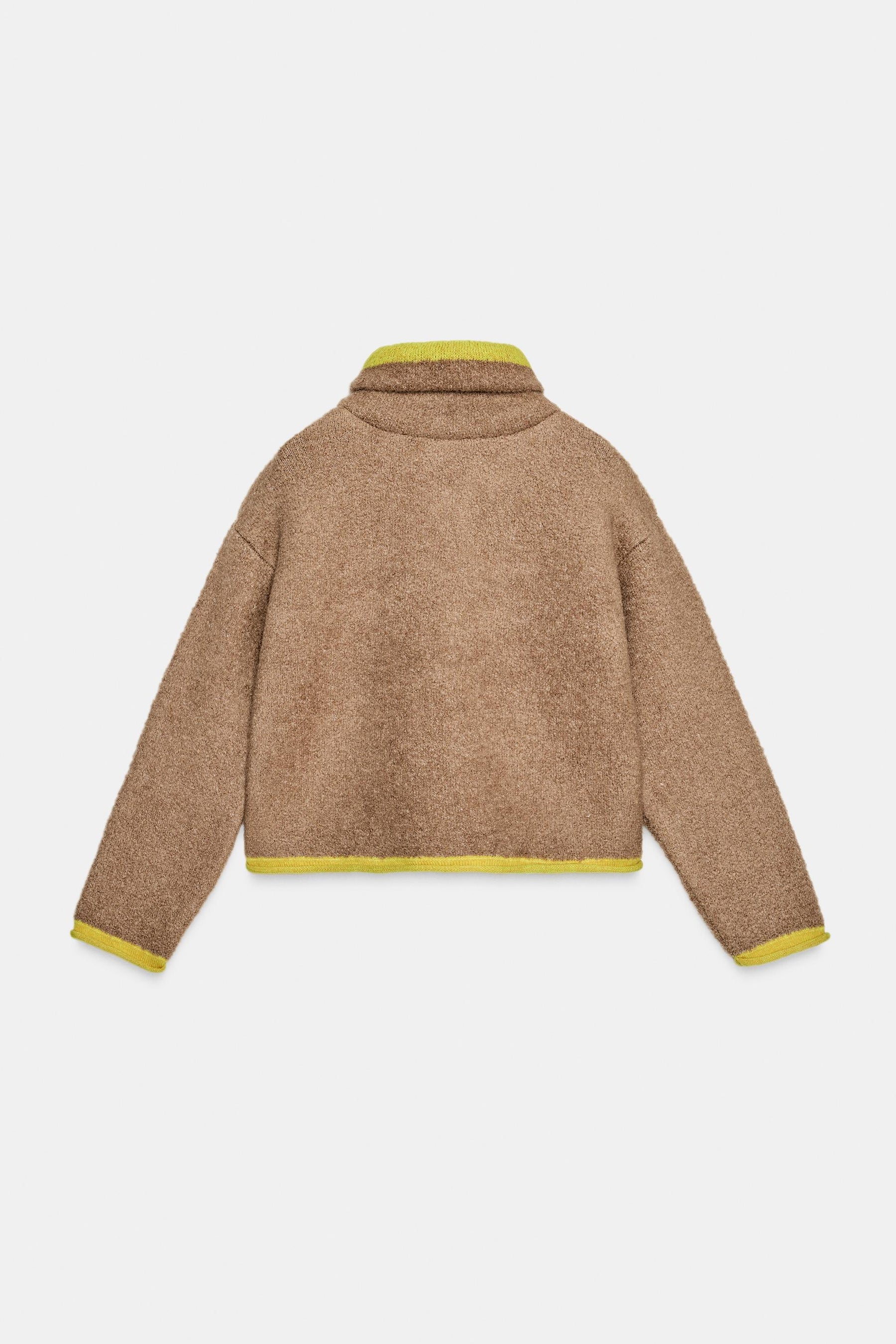 Strickjacke mit kontrastierendem Besatz