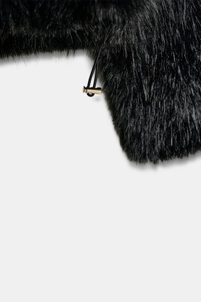 Kapuzenmantel aus Kunstpelz