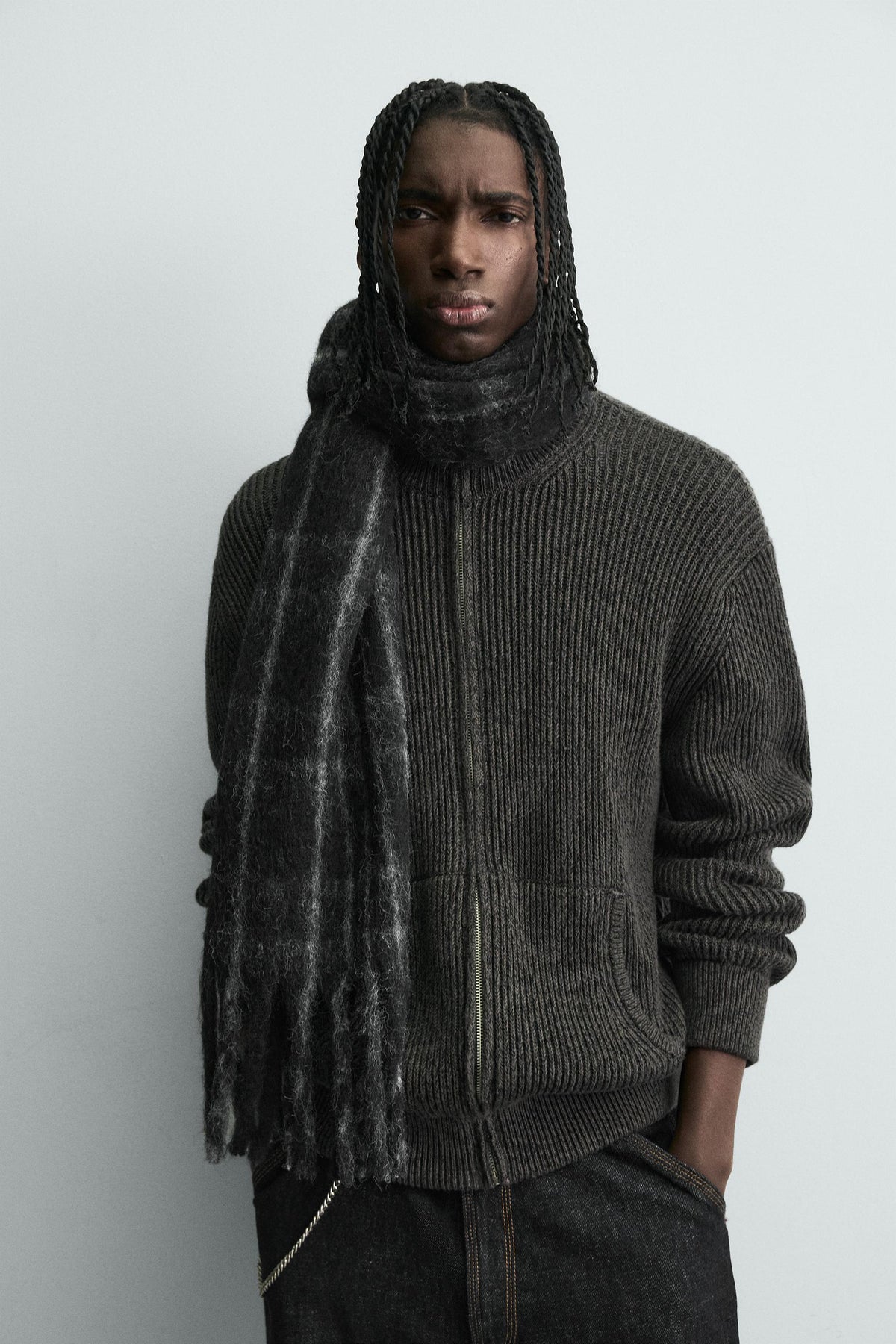 CHECK SCARF WITH FRINGING - Image 2