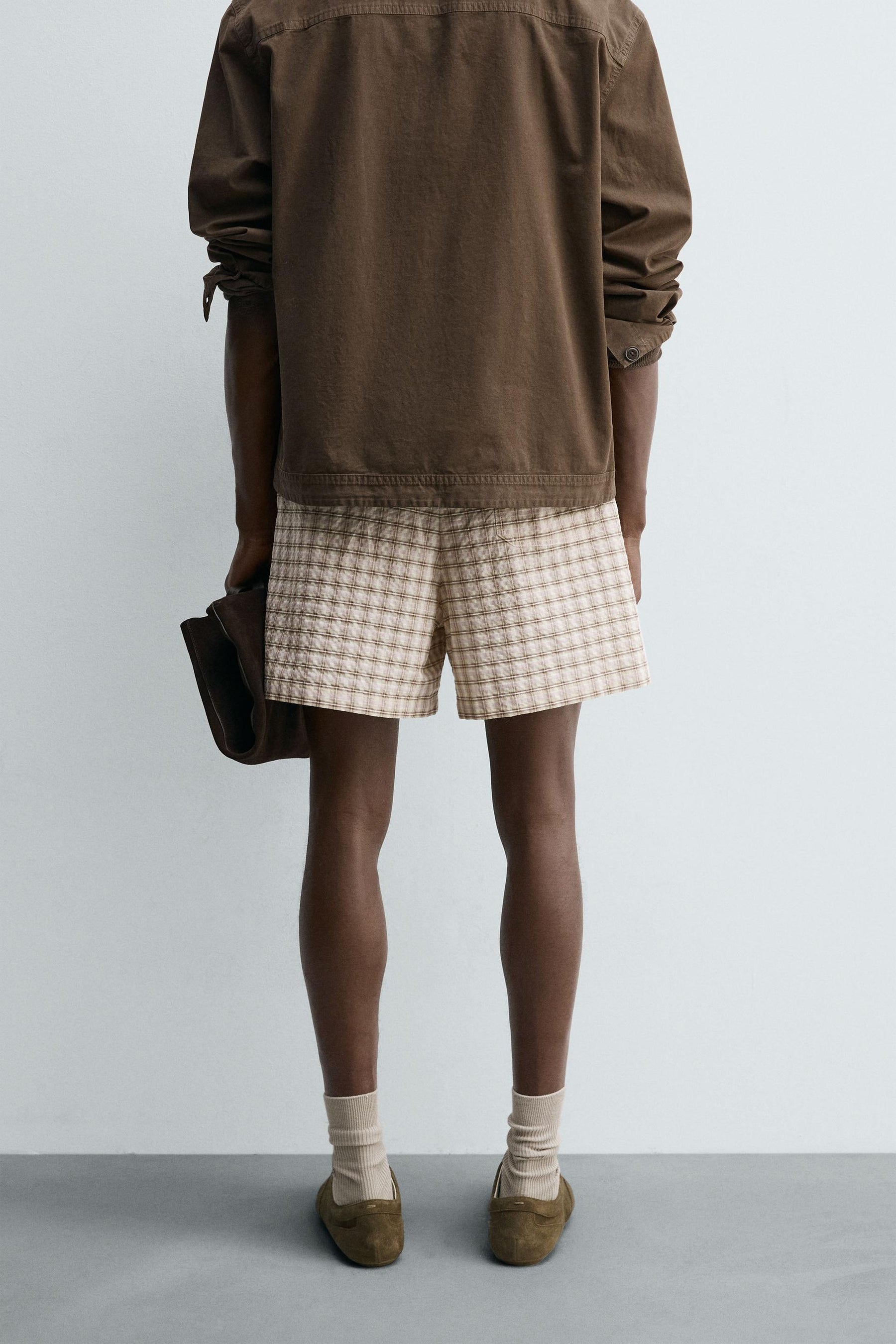 TEXTURED CHECK BERMUDA SHORTS - Image 3