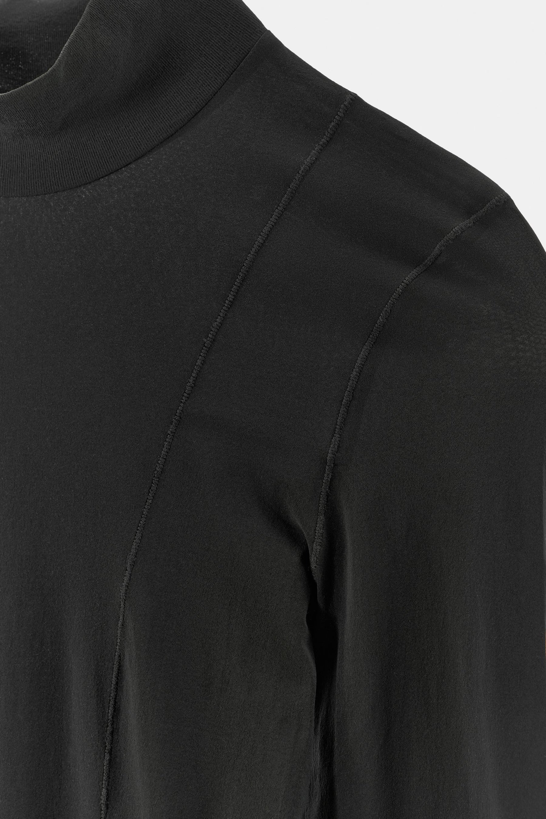 POLYAMID-TOP MIT HOCHAUSSCHNITT