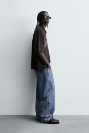 Gewaschenes Grafik-Polo