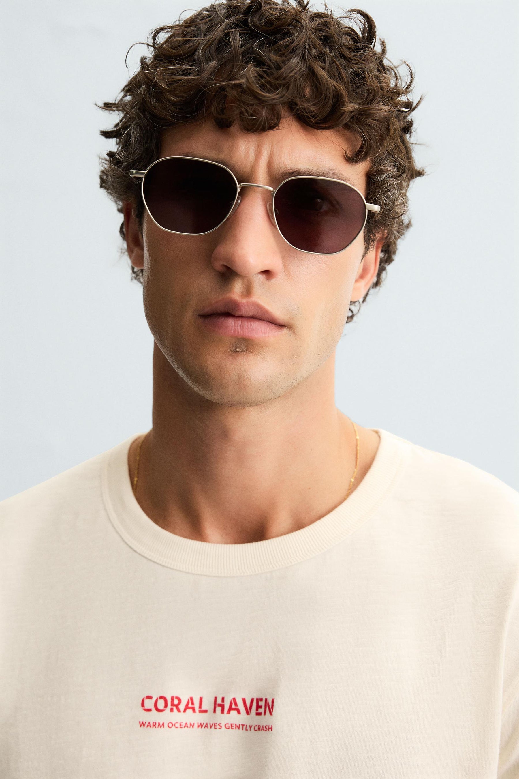 CONTRAST GRAPHIC T-SHIRT - Image 5