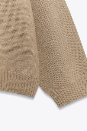 ÜBERGRÖSSERTER STRICKPULLOVER