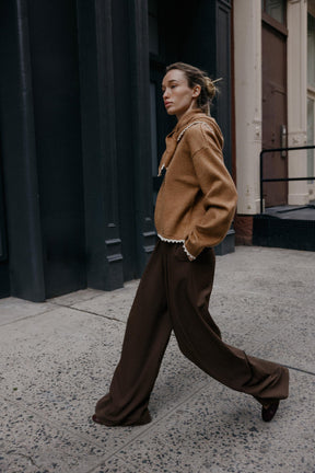 Strickpullover mit Spitze