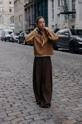 Strickpullover mit Spitze