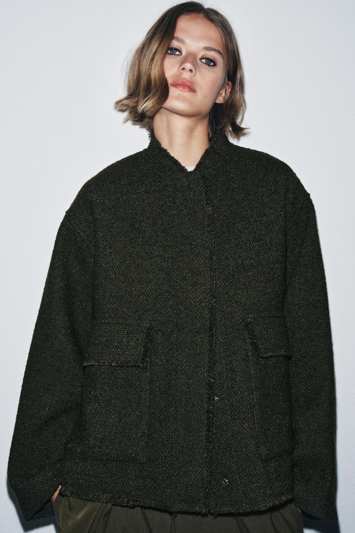 JACKE AUS STRUKTURIERTER WOLLMISCHUNG