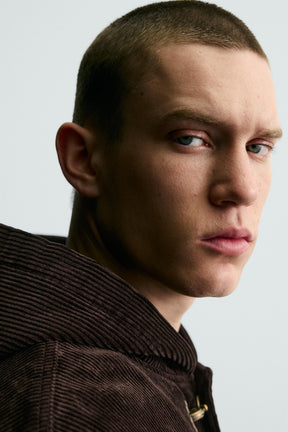 Cordjacke mit Knebelverschluss