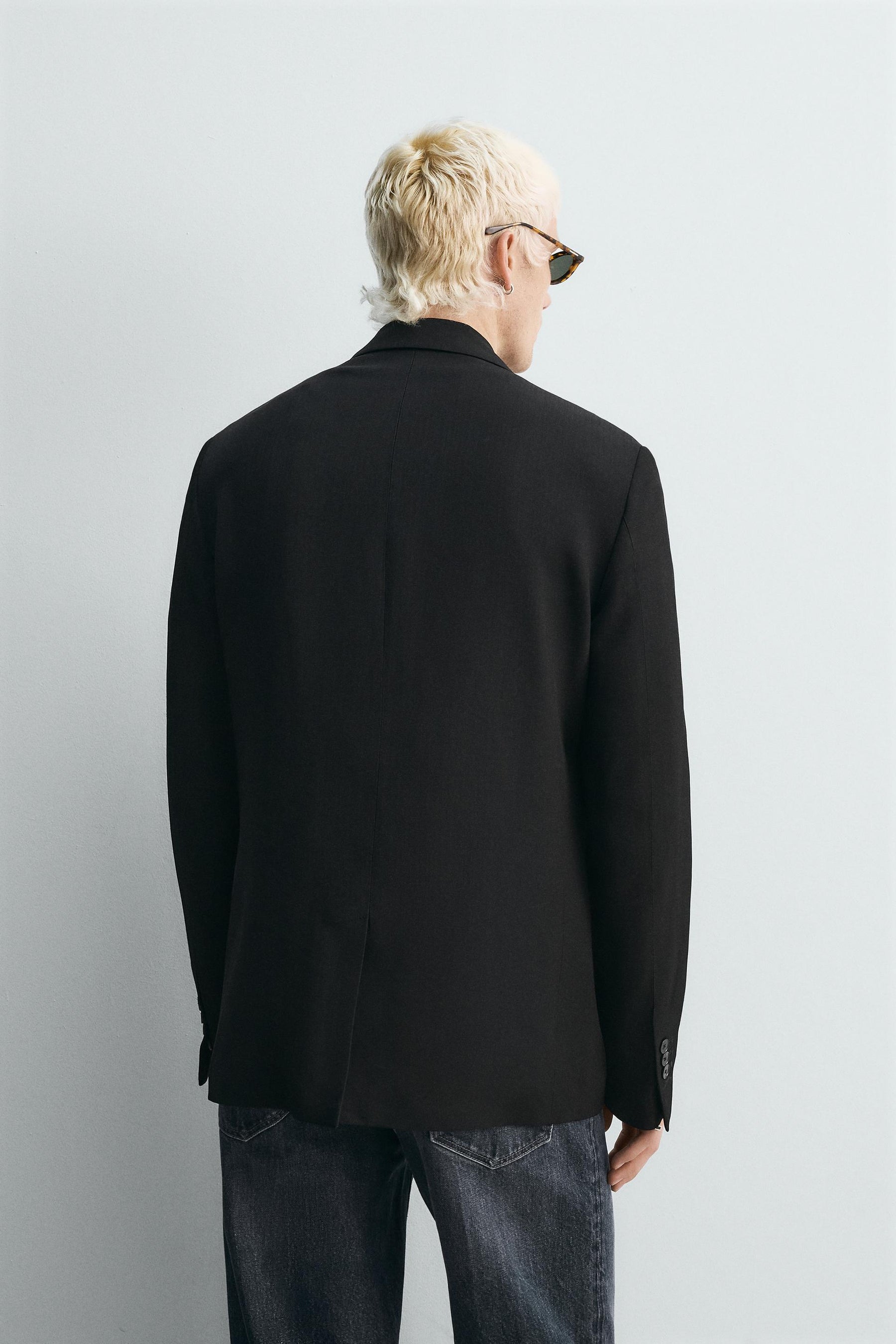 LIMITED EDITION SUIT BLAZER - Image 3
