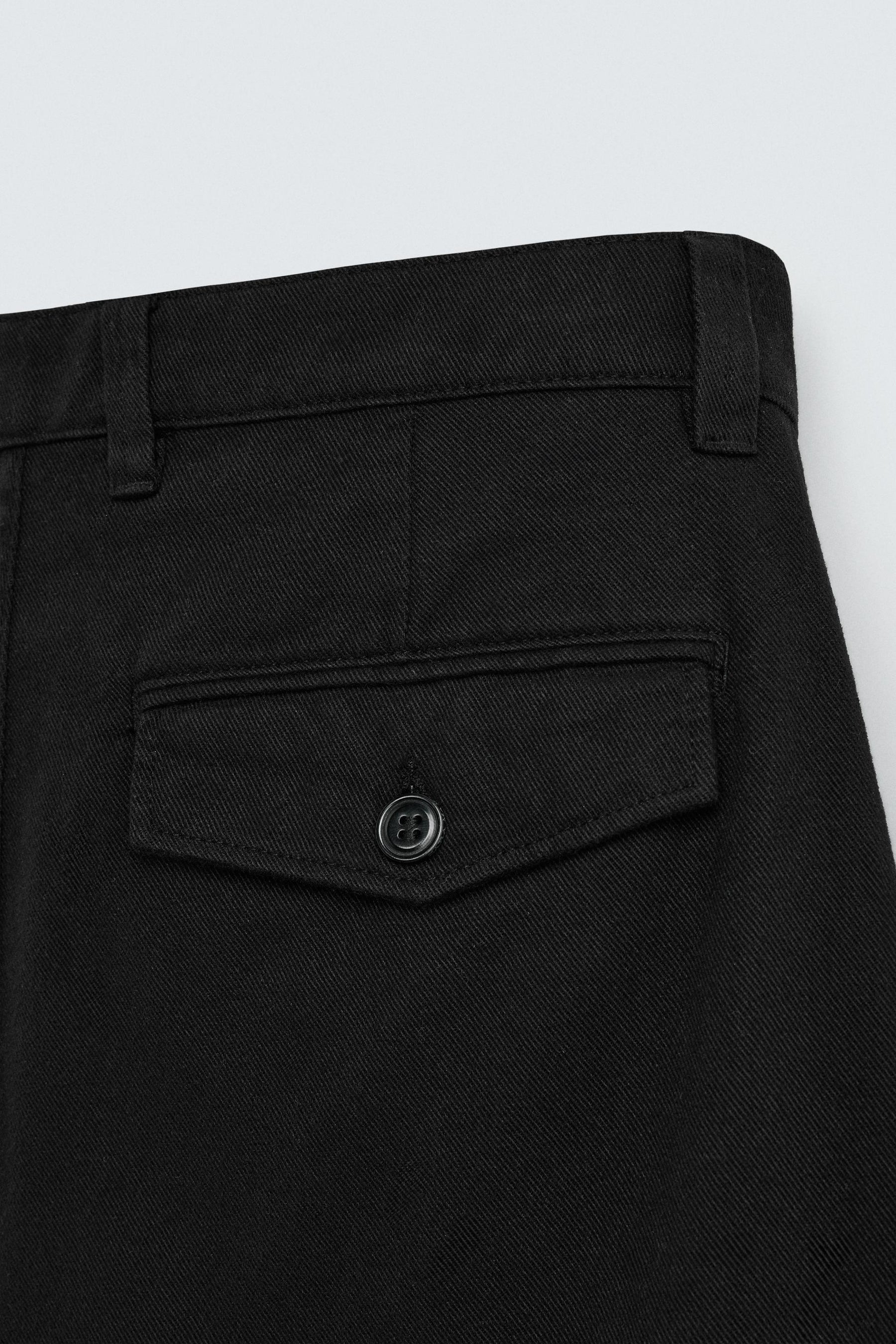 RELAXED FIT BERMUDA SHORTS WITH PLEATS - Image 9