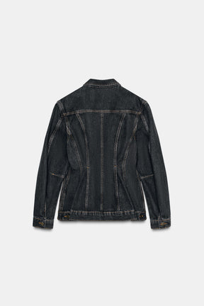 Figurbetonte Jeansjacke