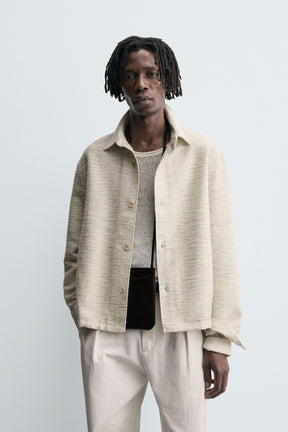 CONTRAST TEXTURED OVERSHIRT - Image 2