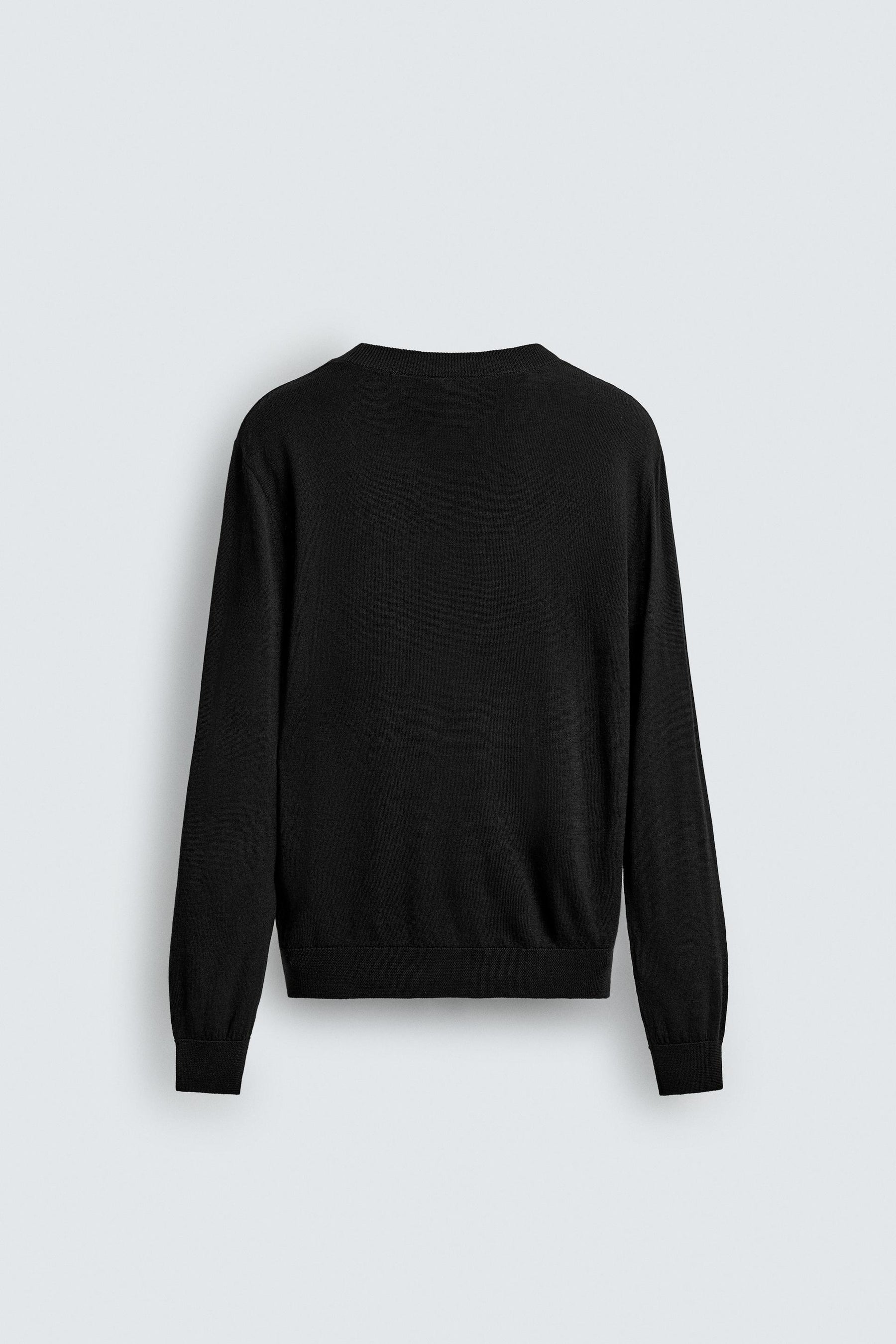 LIMITED EDITION WOOL V-NECK JUMPER - Image 7