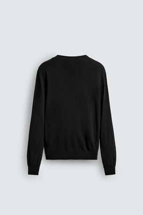 LIMITED EDITION WOOL V-NECK JUMPER - Image 7