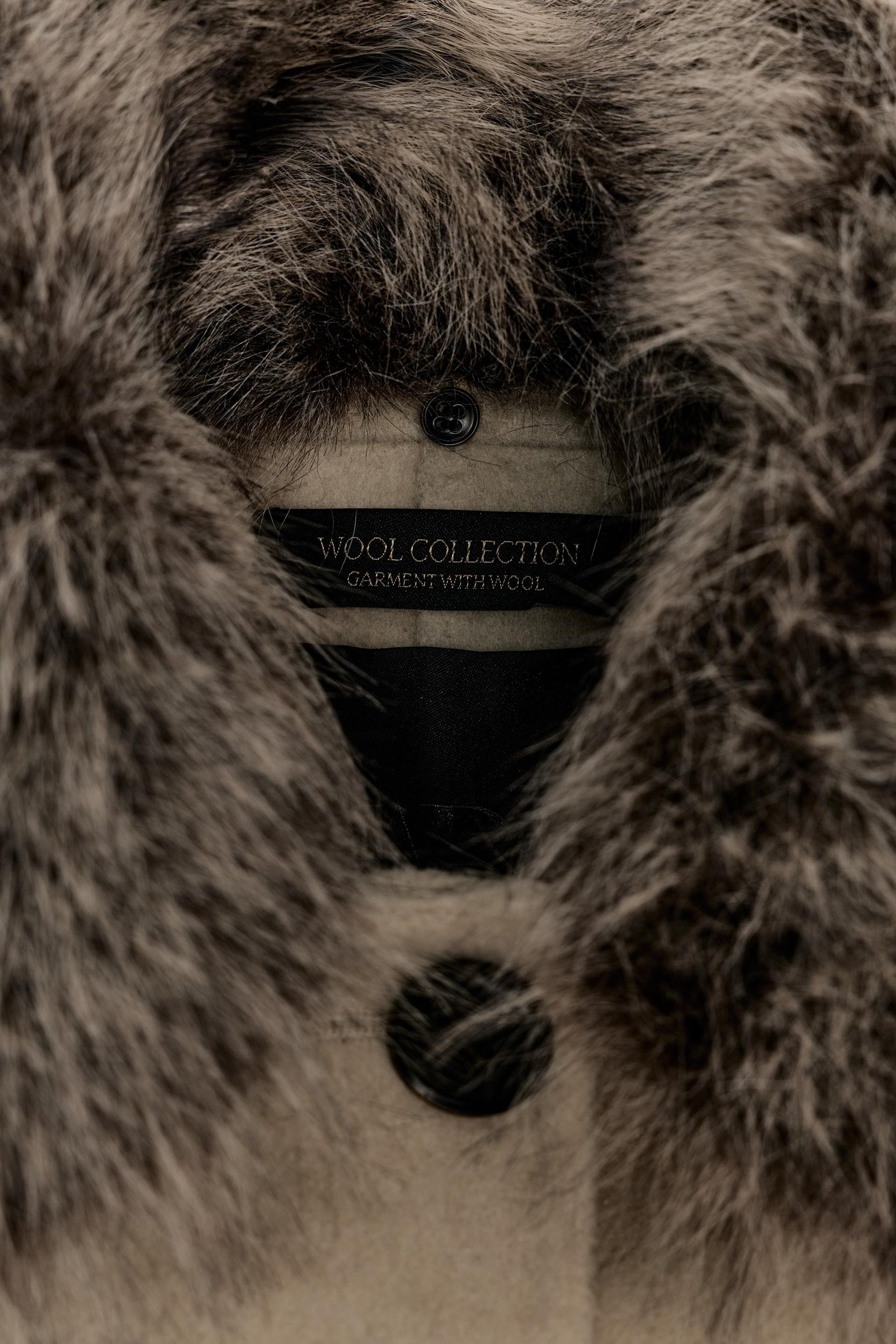 Kunstpelz aus Wollmischgewebe