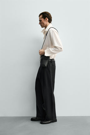 Fließendes, lässiges Hemd