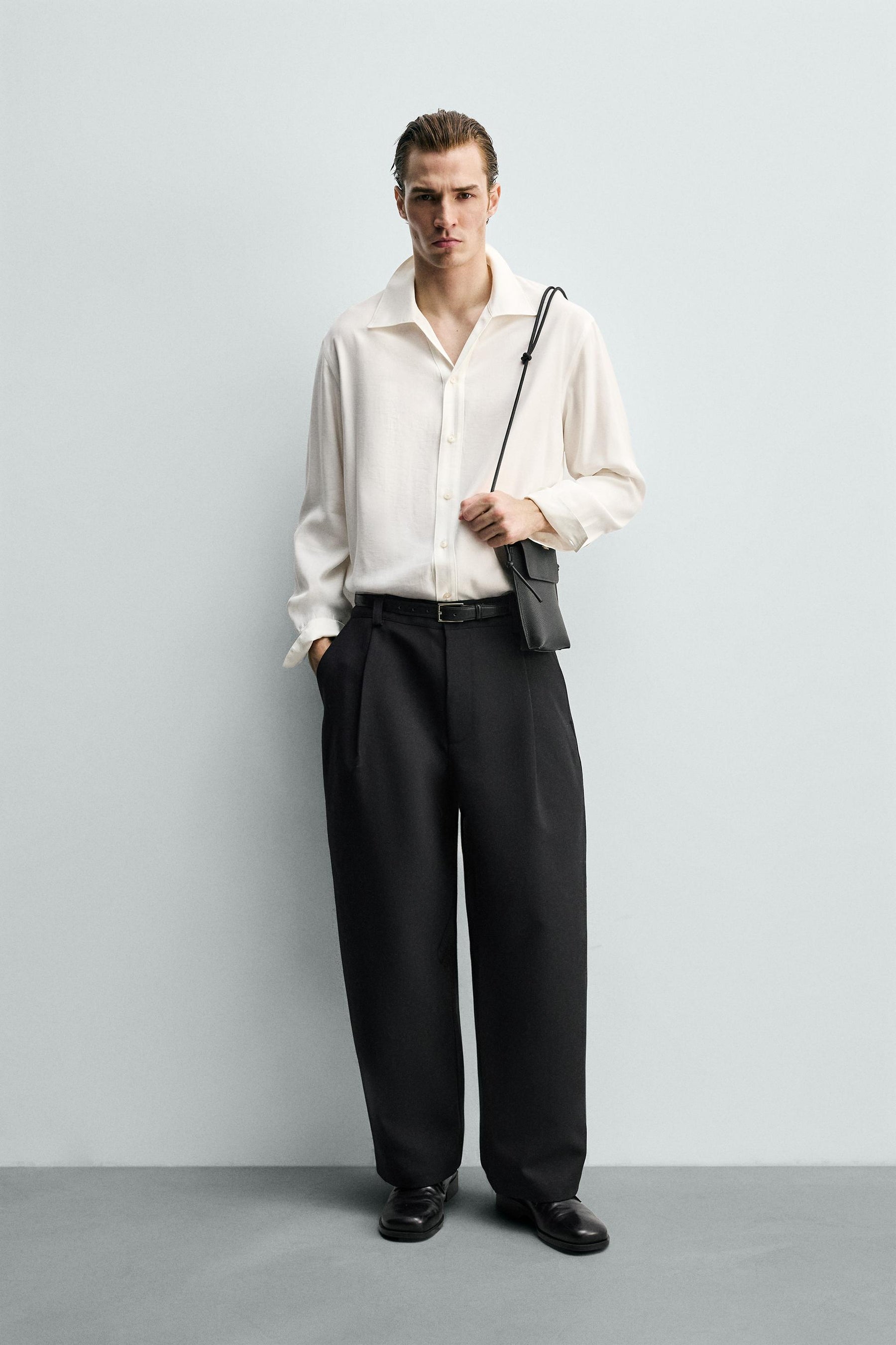 Fließendes, lässiges Hemd