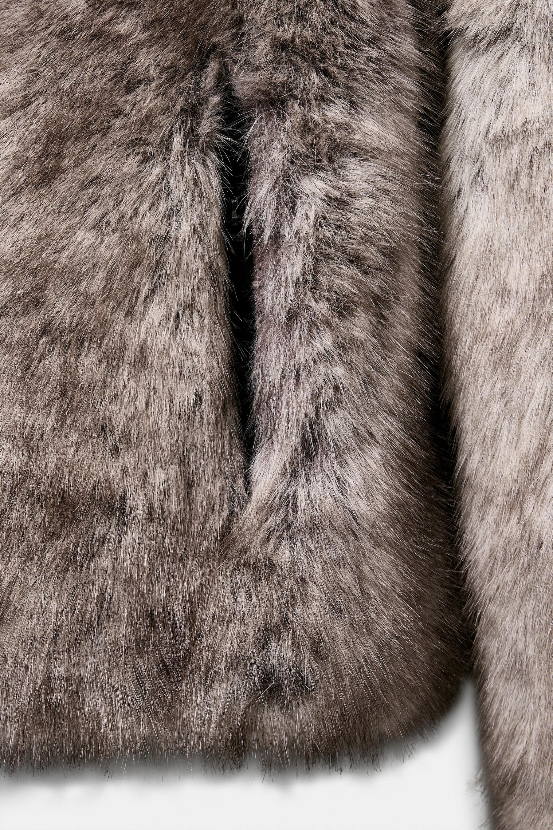 Kapuze mit Kunstfellfutter