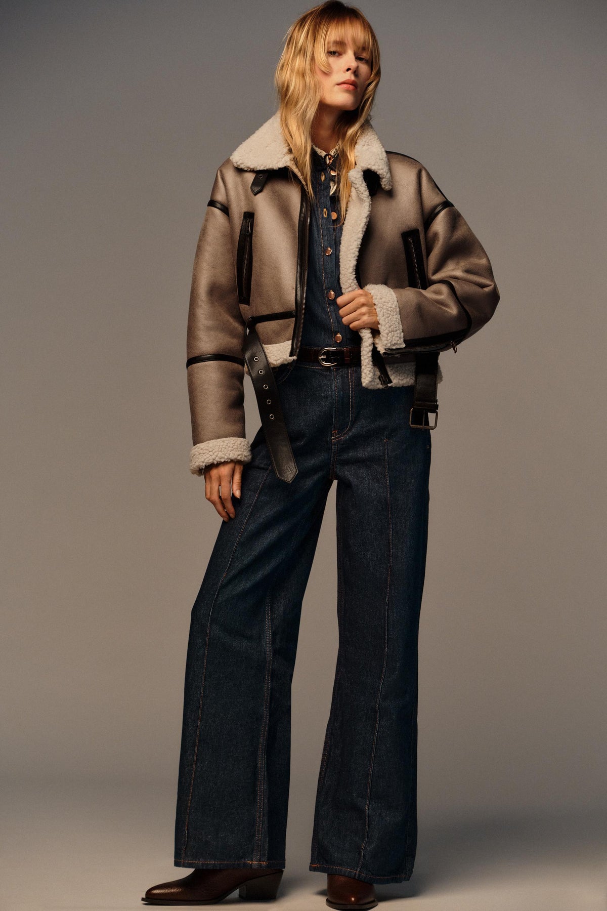 Kurze doppelseitige Jacke