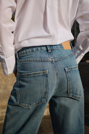 High-Rise Regular Jeans 