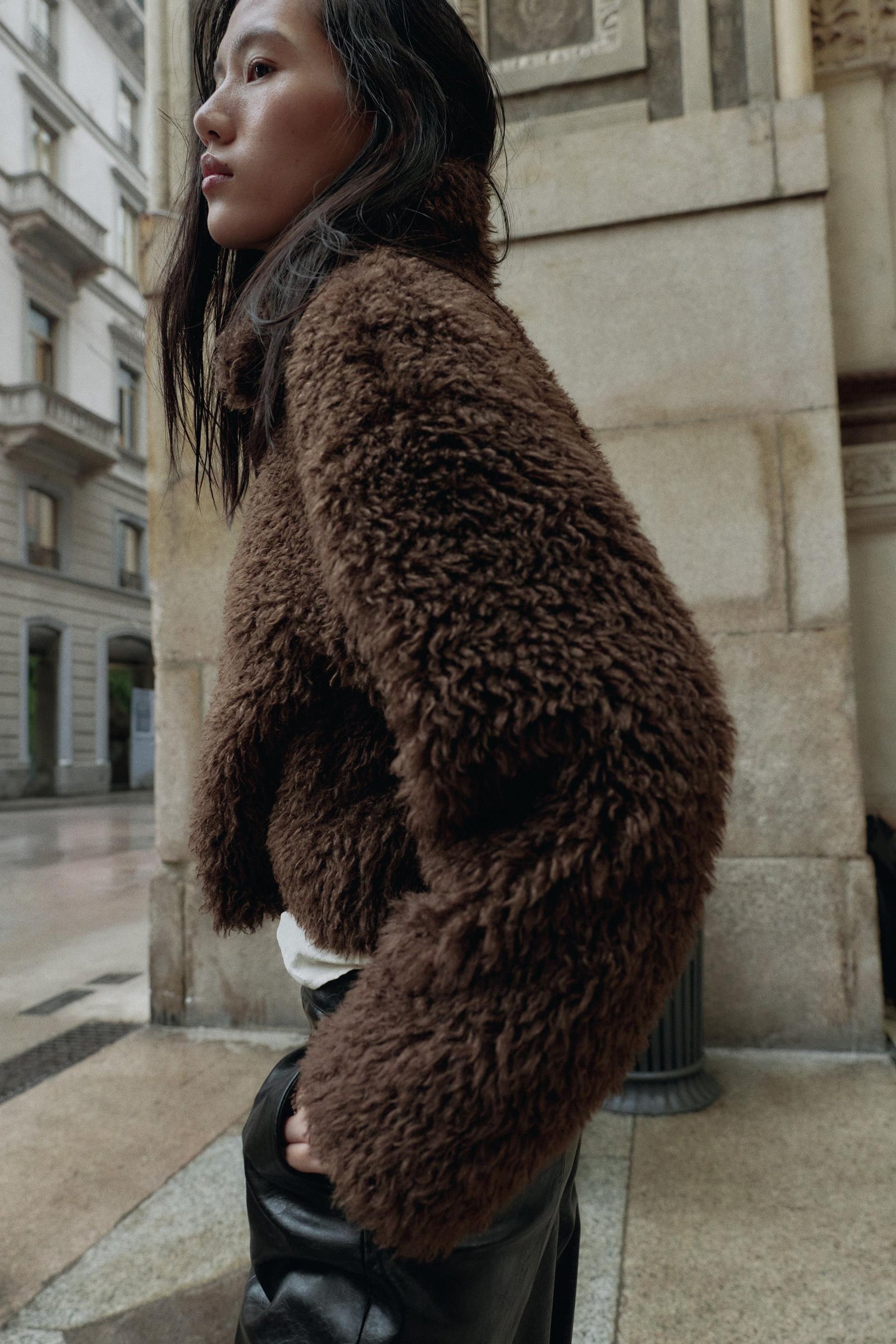 CROPPED FAUX SHEARLING COAT - Image 6