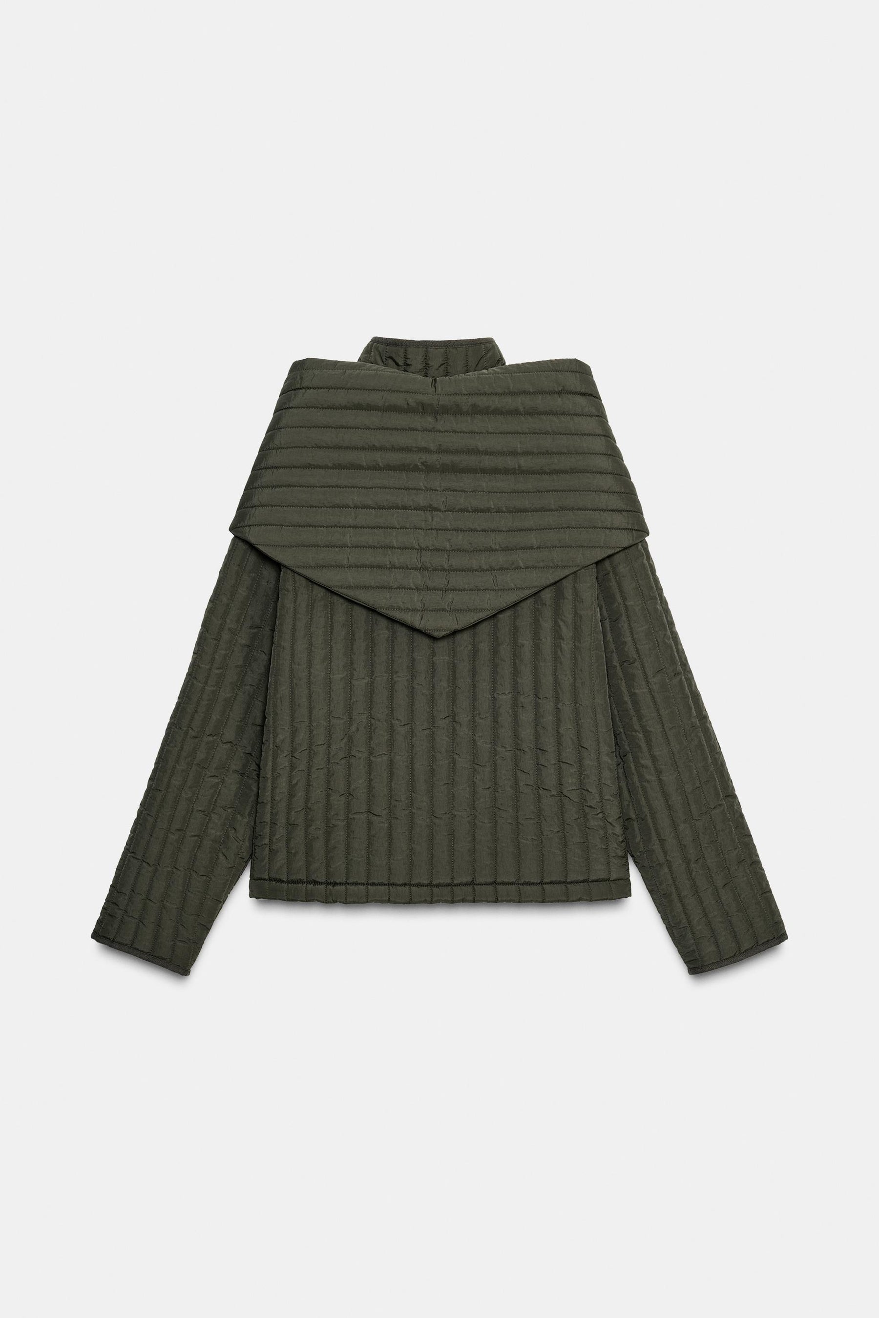 Steppjacke mit Schal