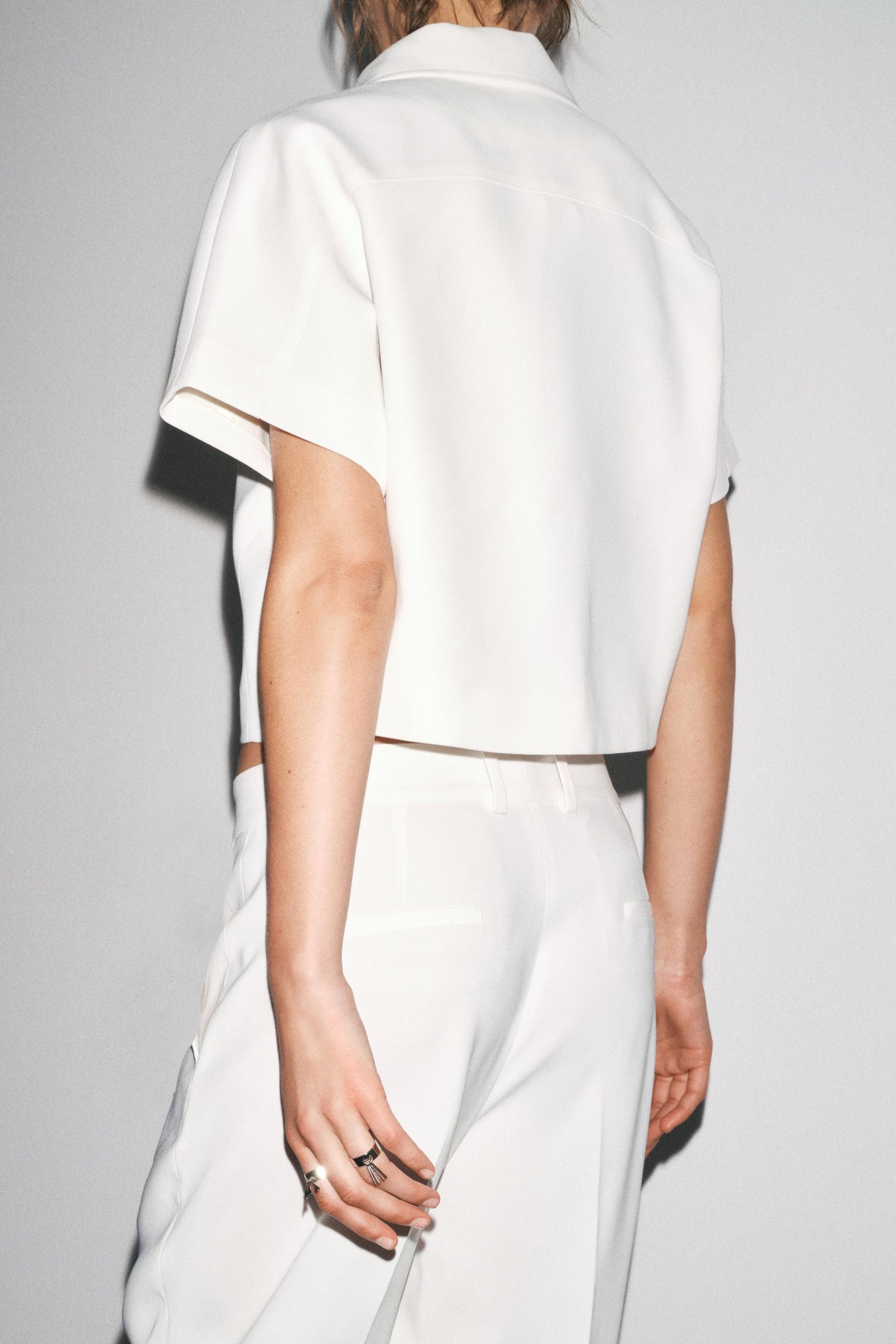 Kurze modische Jacke