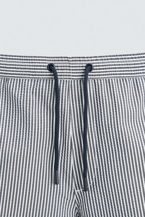 SEERSUCKER MID-LENGTH SWIMMING TRUNKS - Image 9
