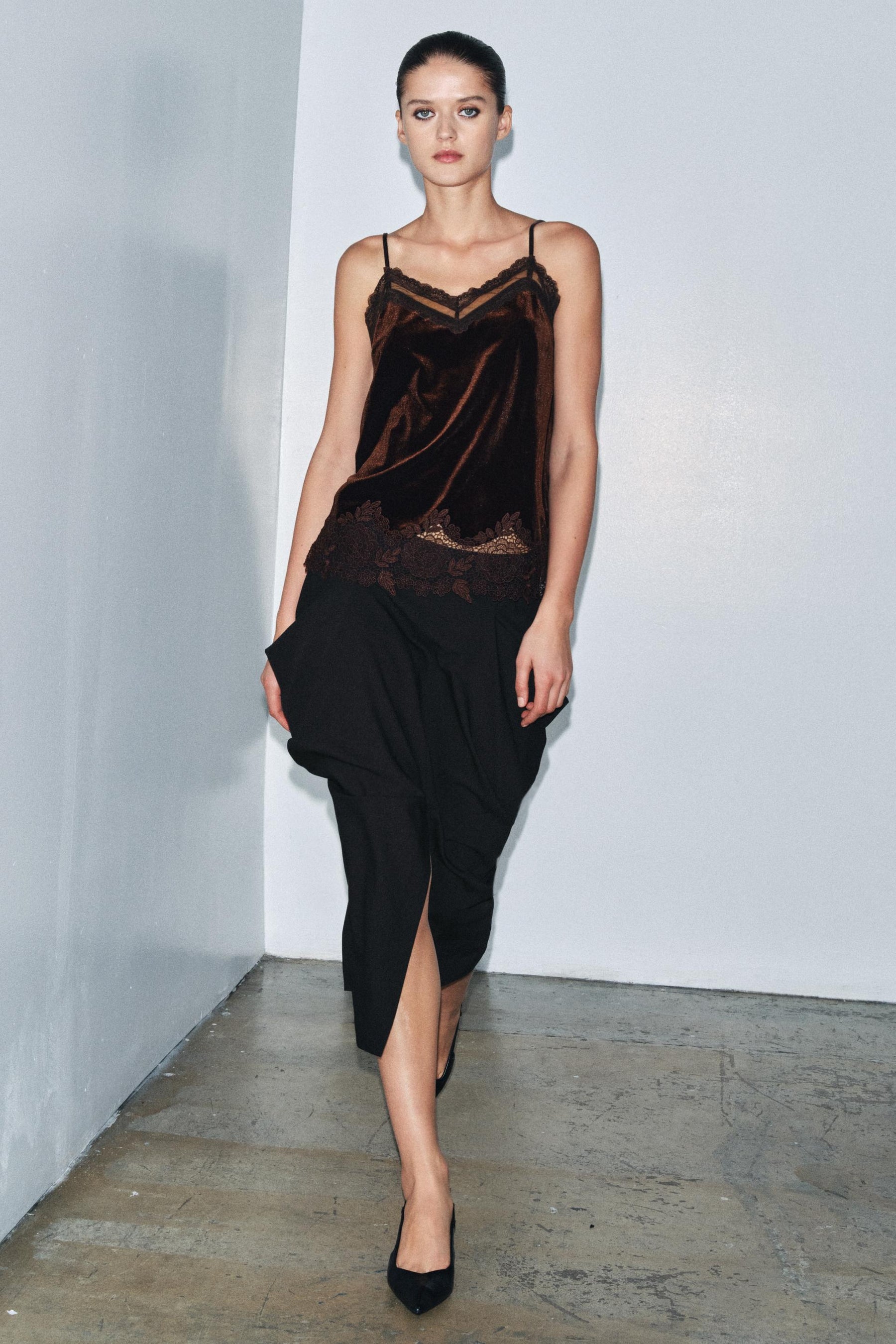 Samtspitzen-Camisole