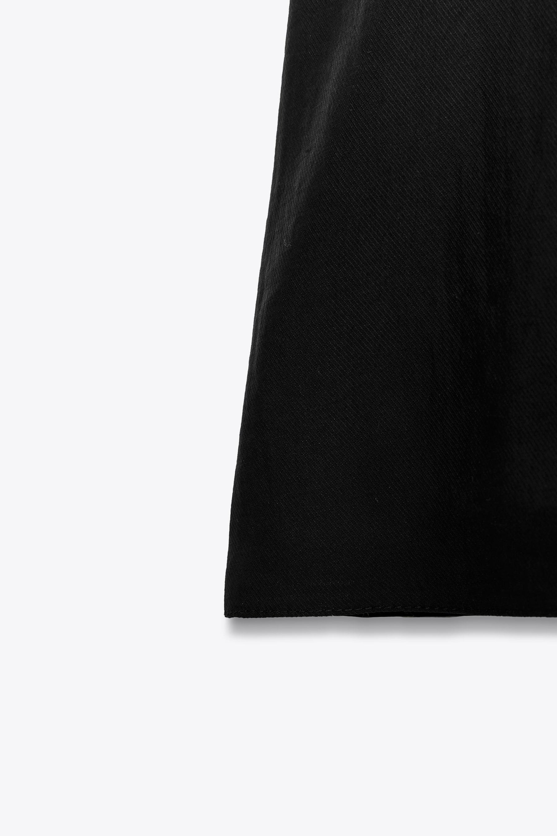 Fließendes Neckholder-Top