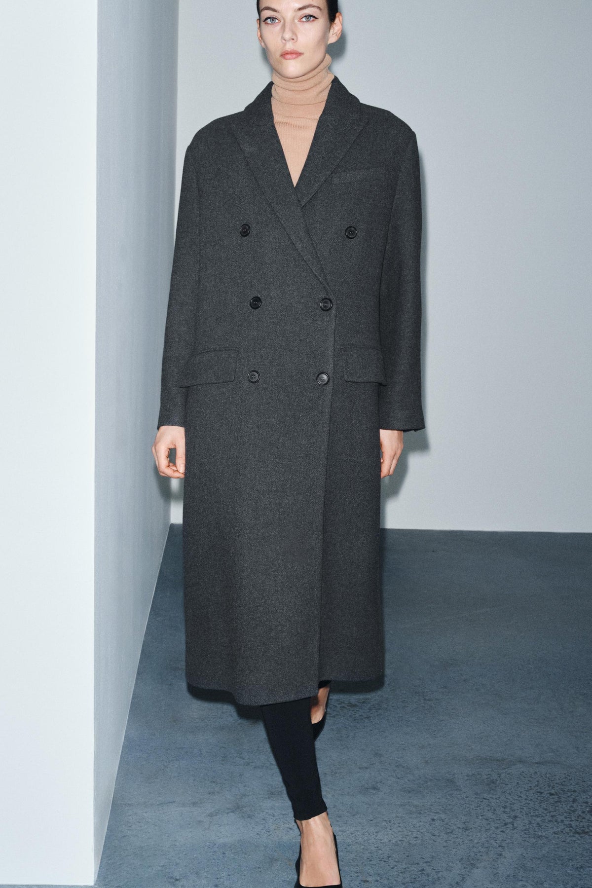 ZW COLLECTION LONG OVERSIZED COAT - Image 2
