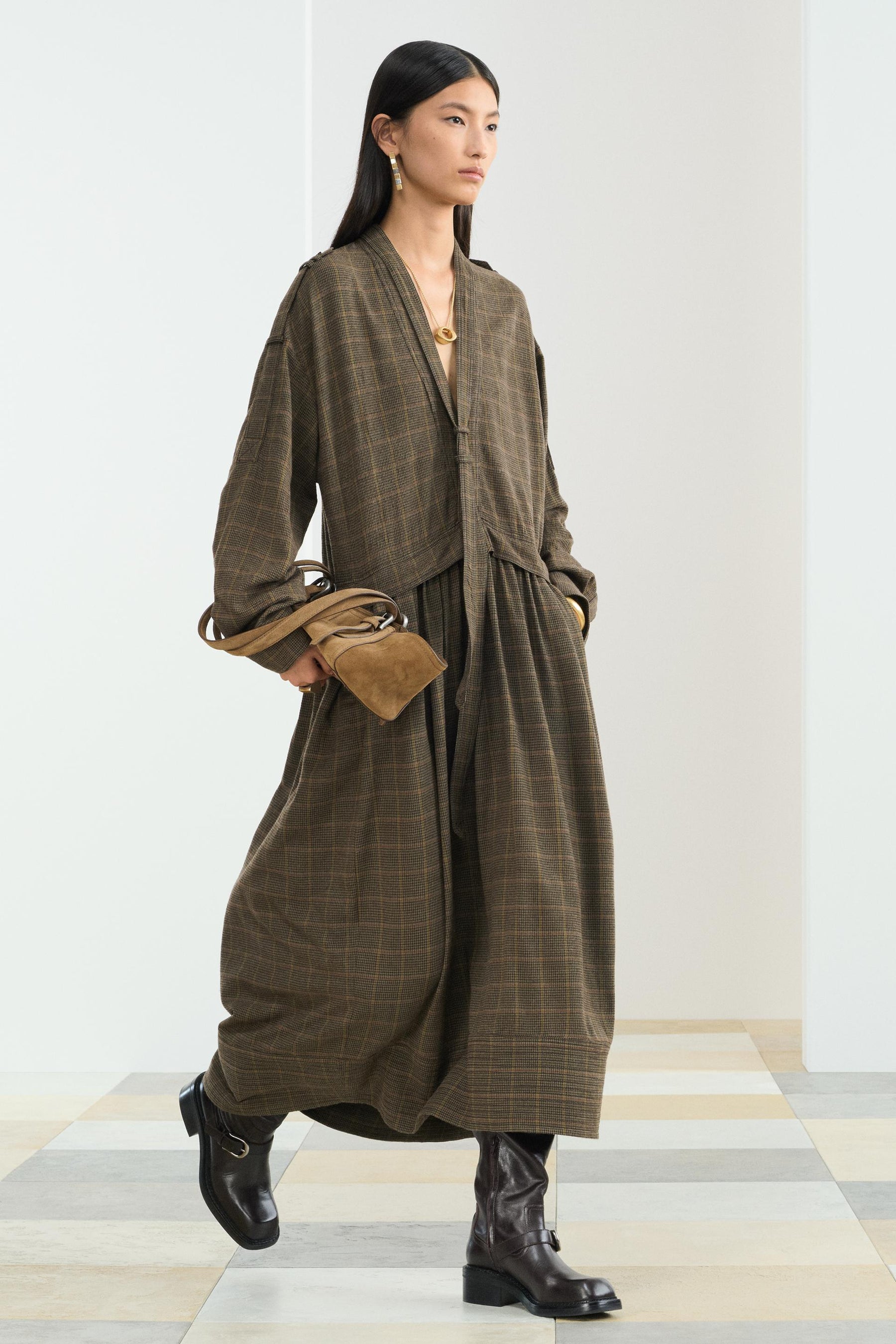 Schultertasche aus Leder