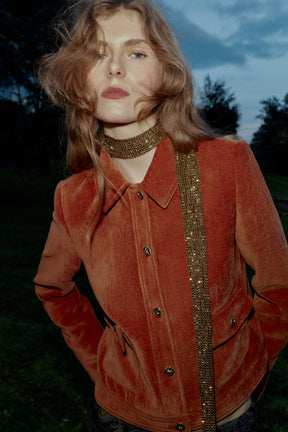 Samtjacke mit Schulterpolstern