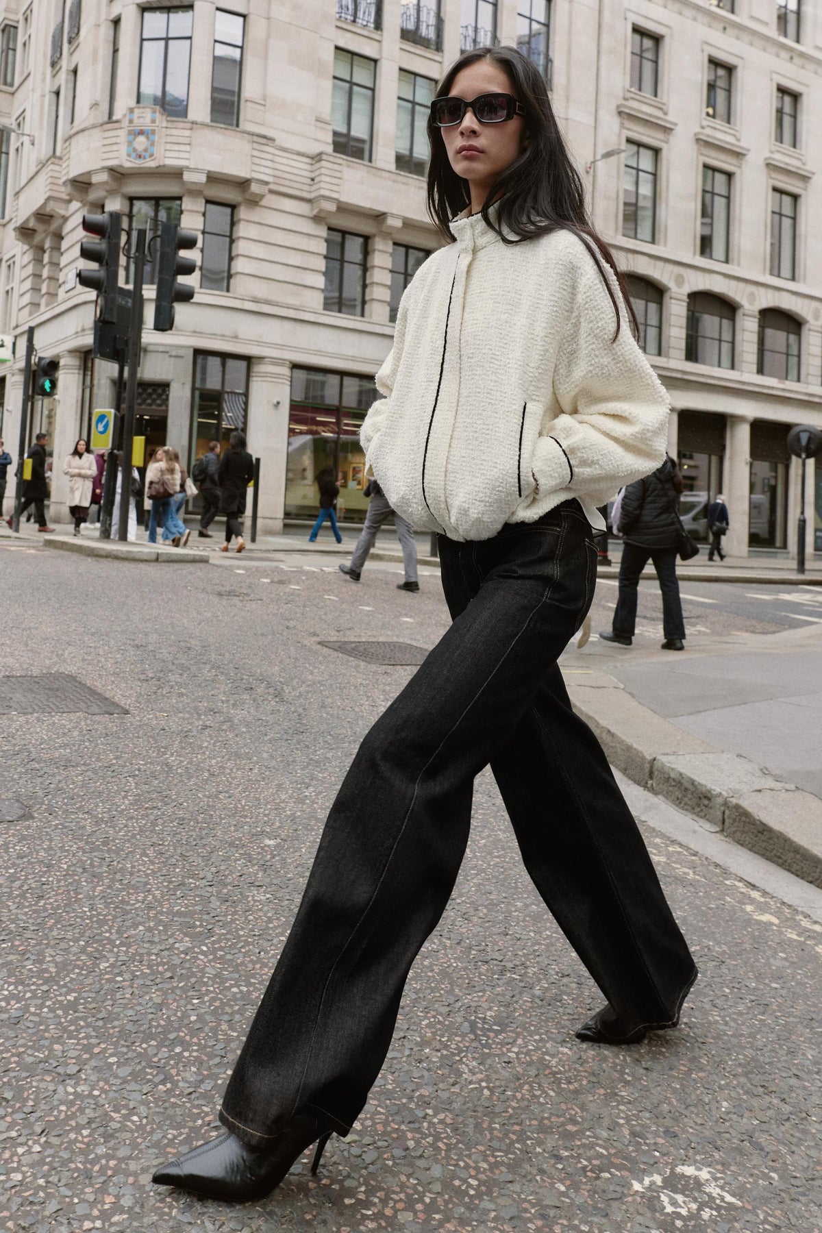 BOMBERJACKE MIT BESATZ