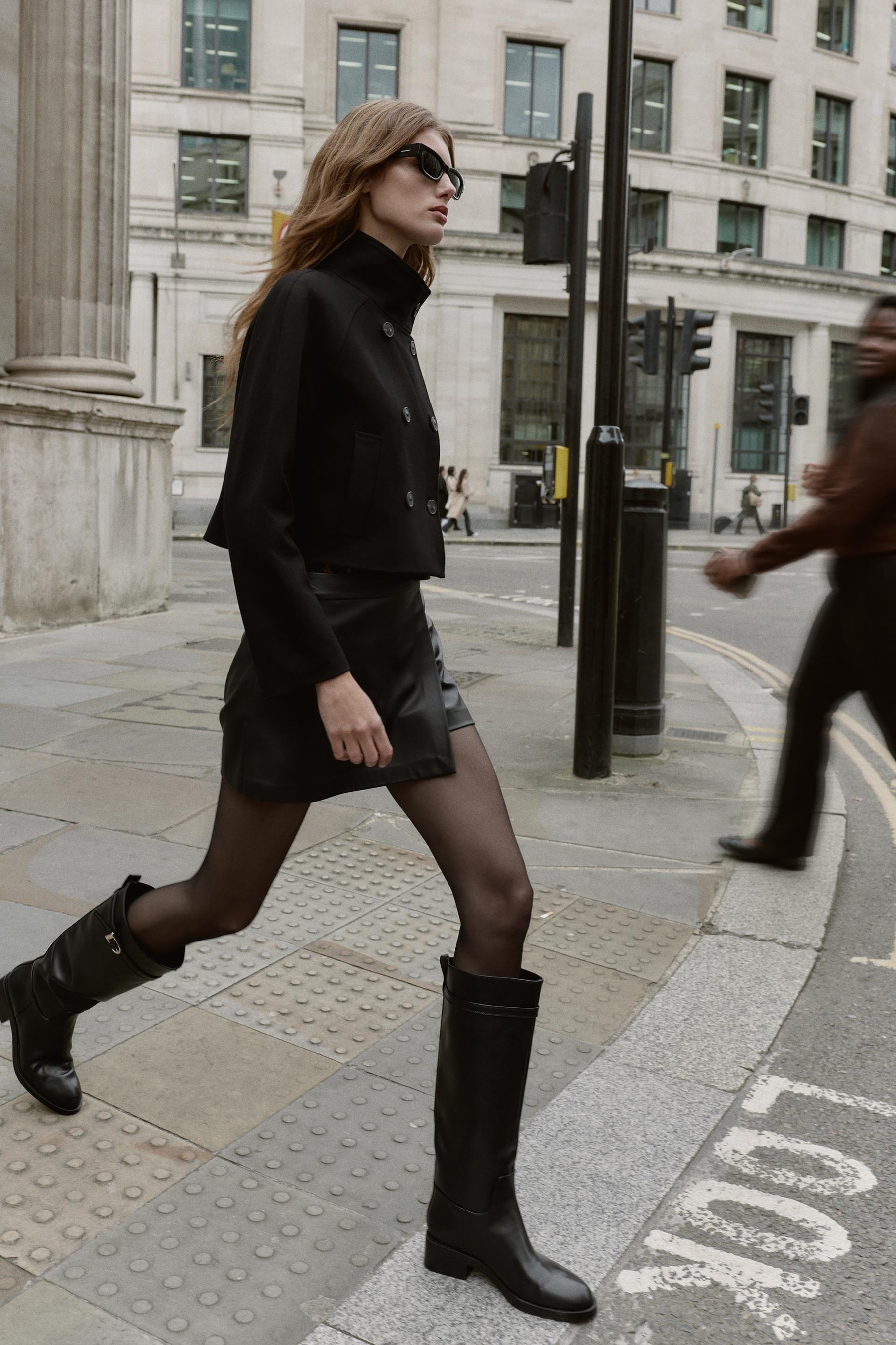 DOUBLE-BREASTED CROPPED JACKET - Image 3