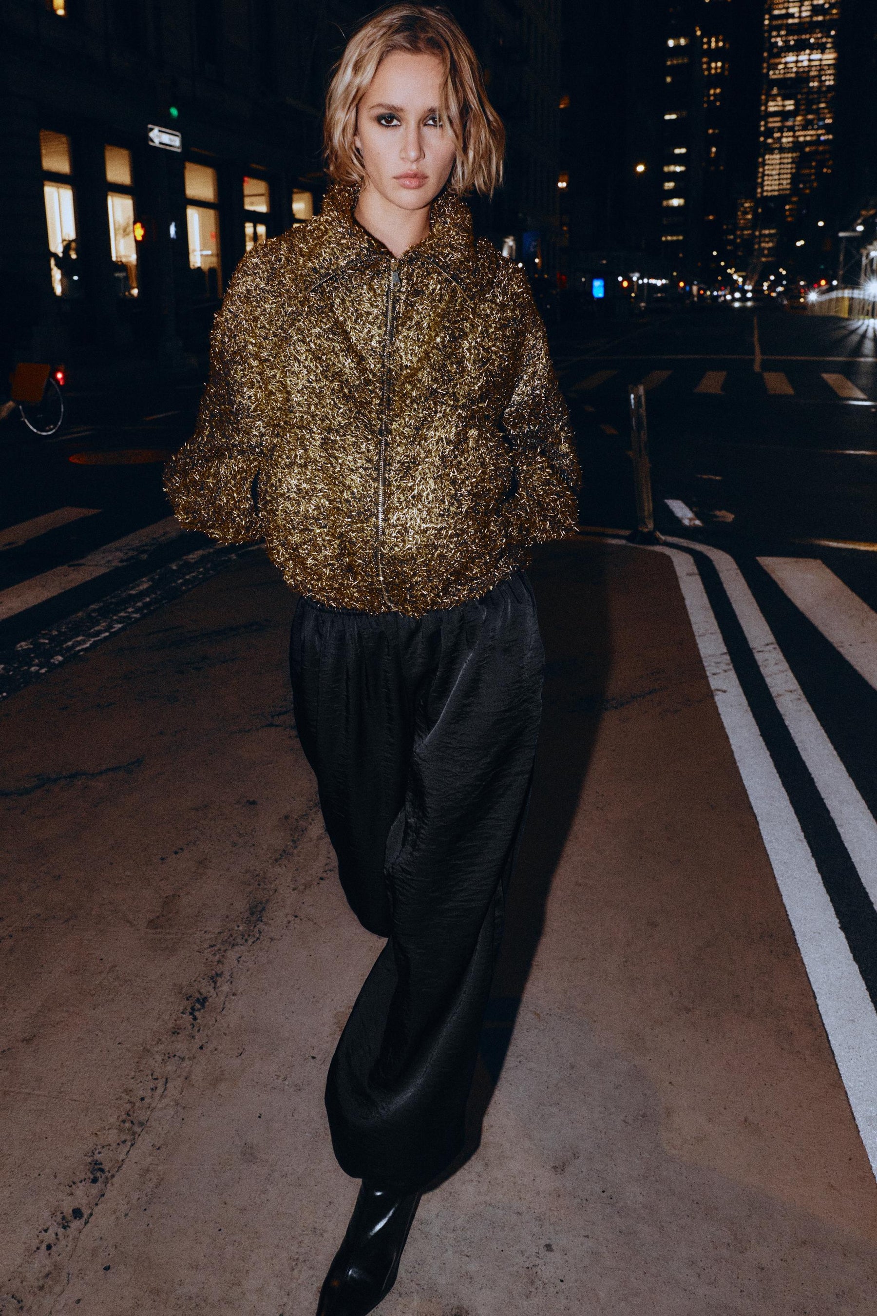 METALLIC THREAD BOMBER