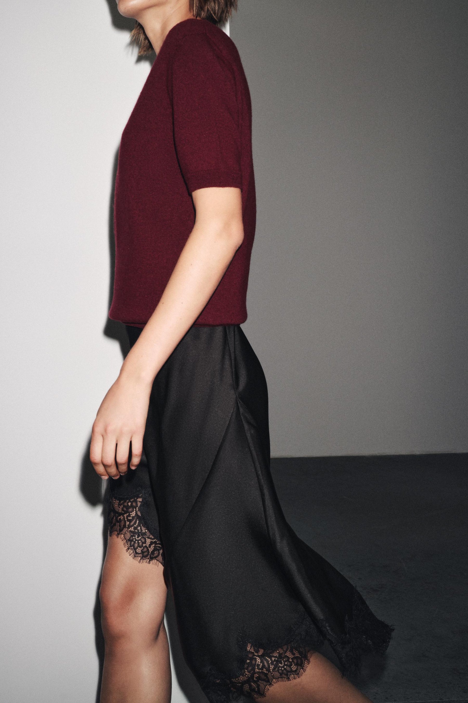 Kurzer Wollstrickpullover