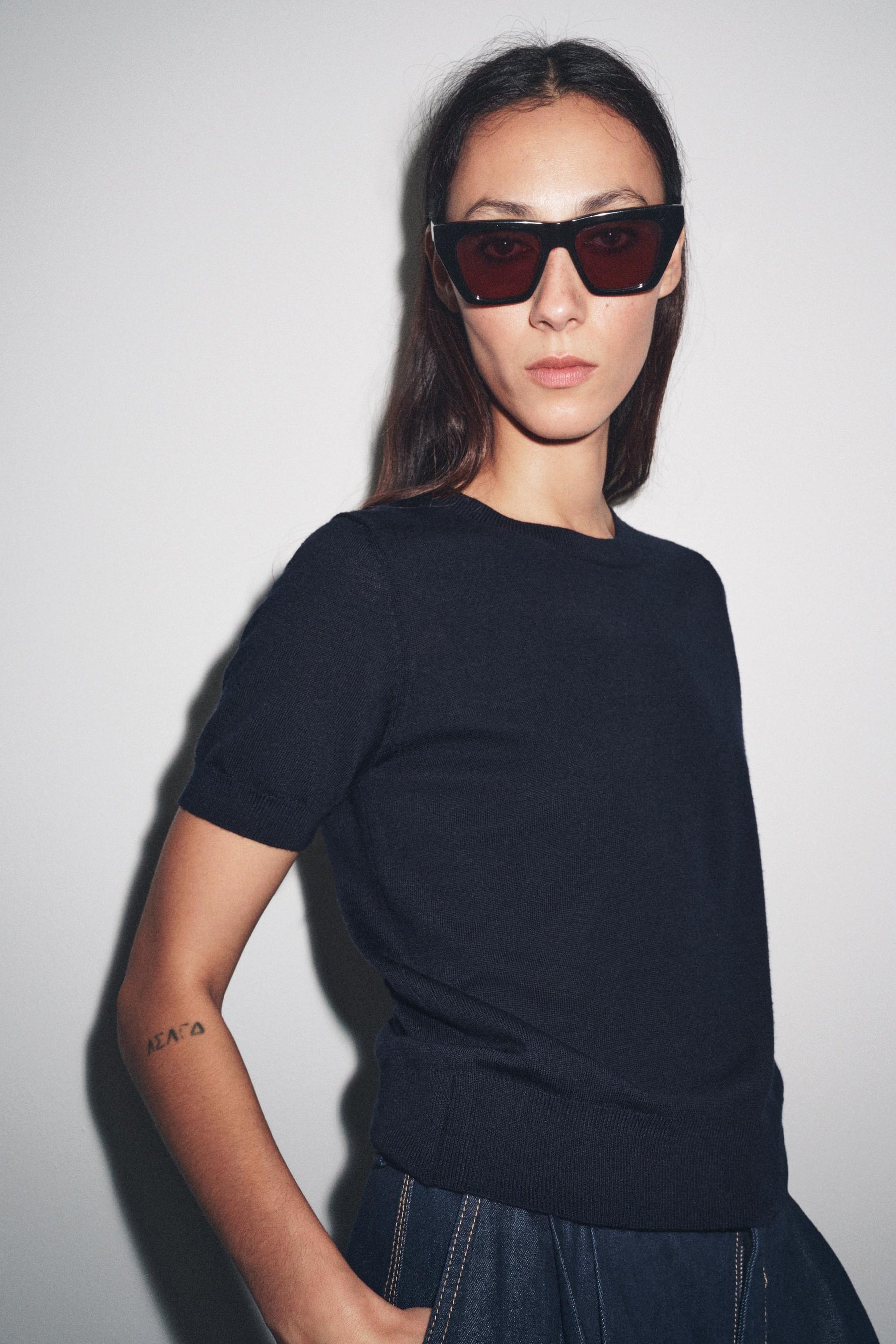 Wollpullover mit kurzen Ärmeln