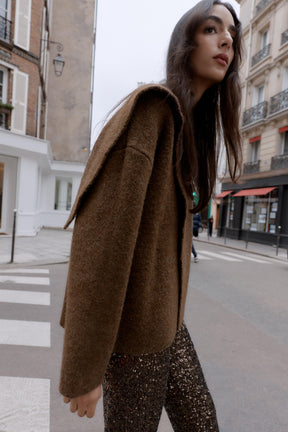 Strickjacke mit Schaldetails