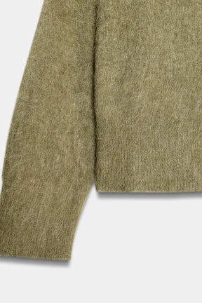 Gebürsteter Strickpullover