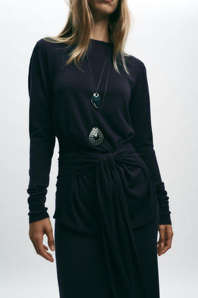 Strickpullover mit Knoten