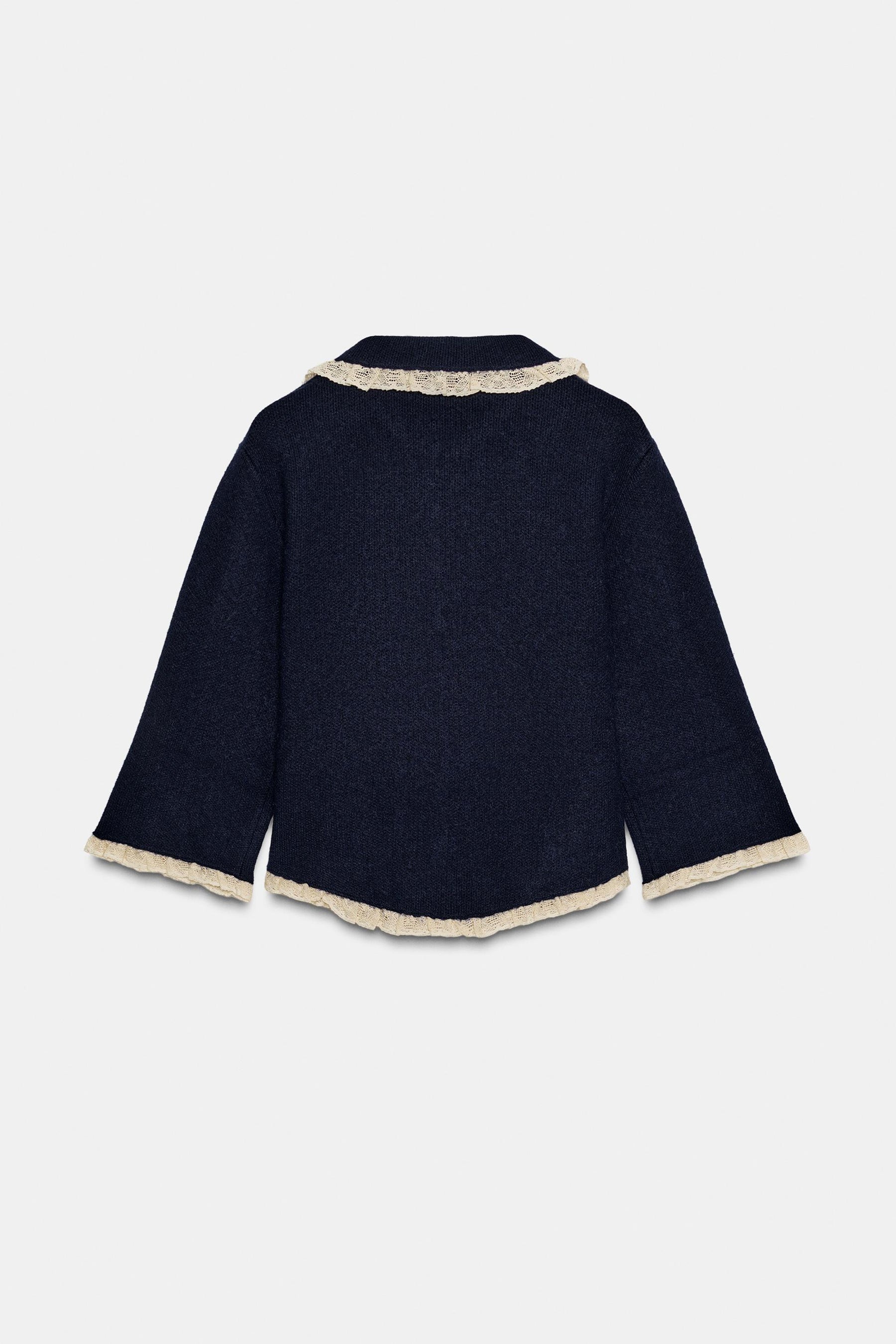 Cardigan mit Spitzenkragen