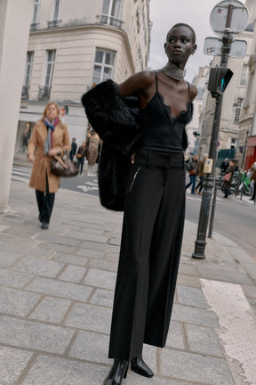 Hose mit Reißverschlusstaschen