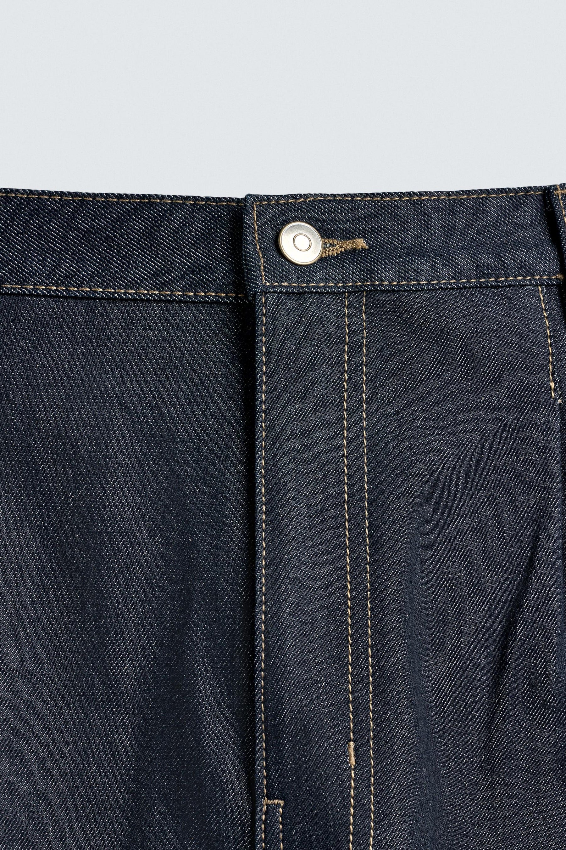 PLEATED RELAXED FIT DENIM BERMUDA SHORTS - Image 8